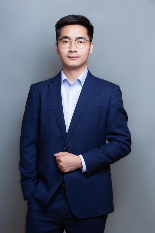 饶刚 制作统筹负责人